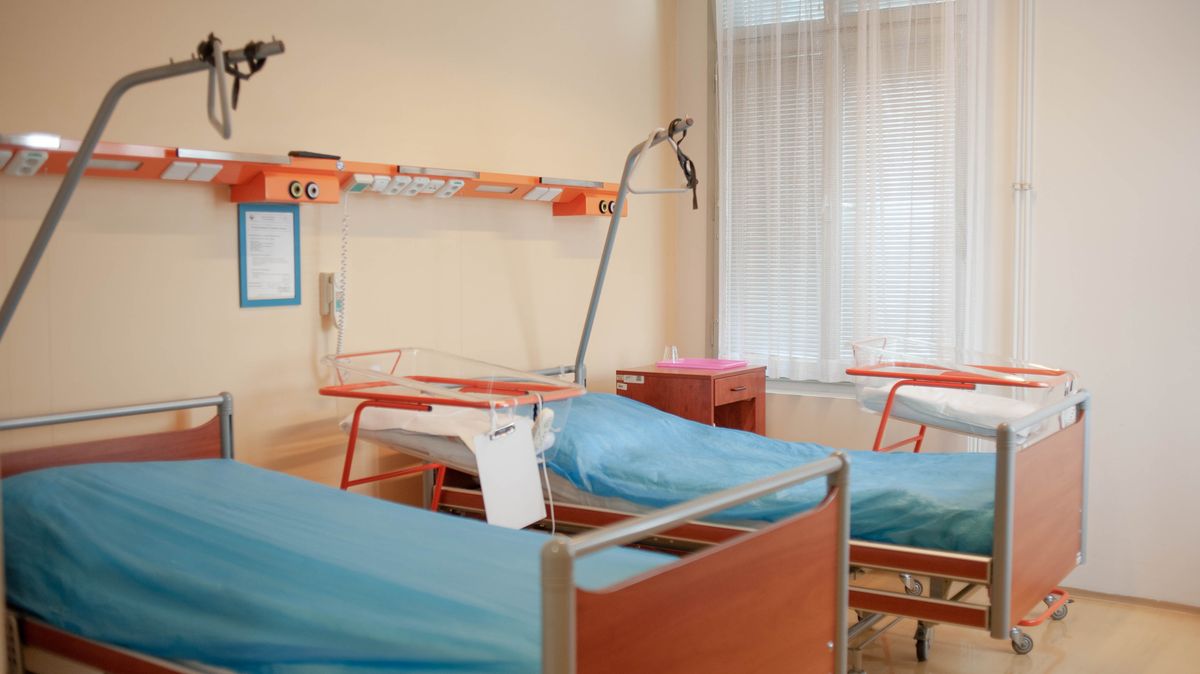 Krnovská nemocnice nabízí lidem ke koupi vyřazená polohovatelná lůžka